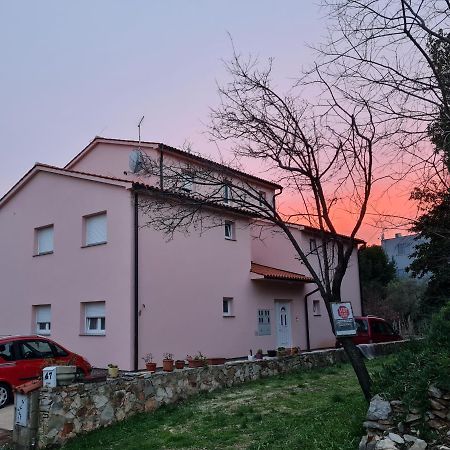 Apartment Tomas Near The Beach Póla Kültér fotó