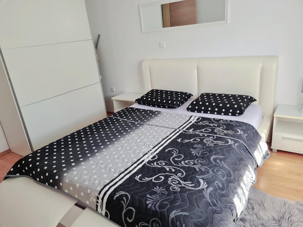 Apartment Tomas Near The Beach Póla Kültér fotó